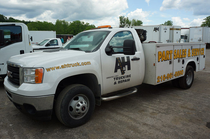 roadside-assistance-cleveland-ohio-semitruck-repairs